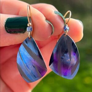 Vintage Holly Yashi Signed Blue Purple Niobium Dangle Earrings